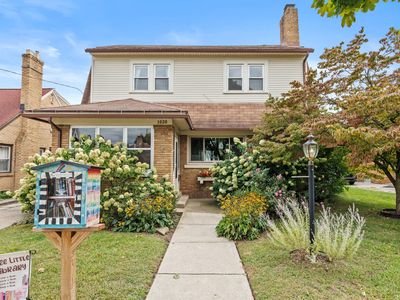 1020 5th St NW, Grand Rapids, MI, 49504