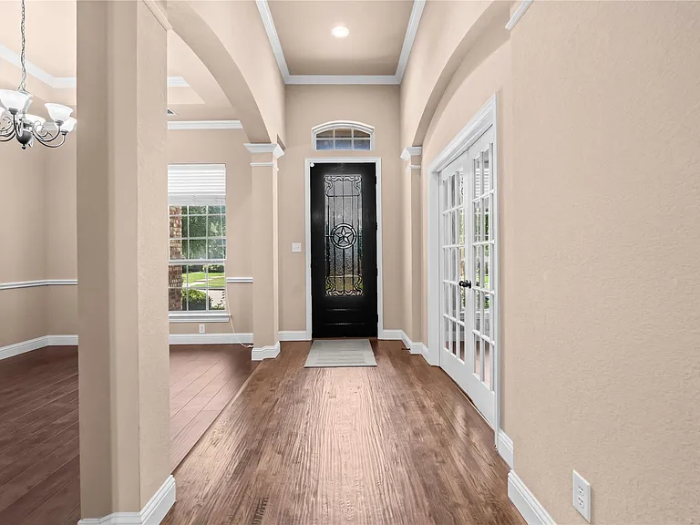1731 Teakwood Dr — Photo 6