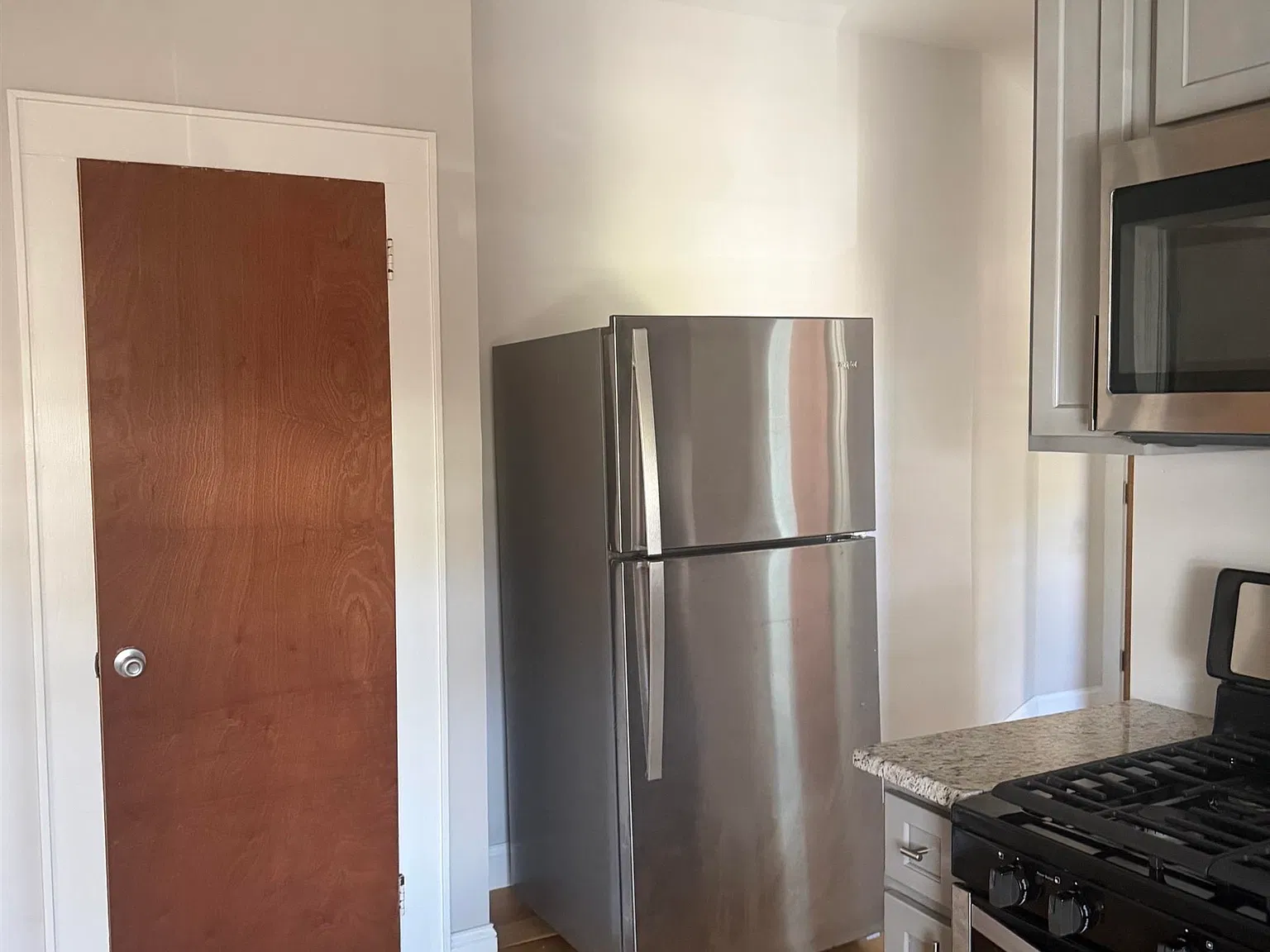 1 bed, 1.0 bath, $1,550 — Photo 4