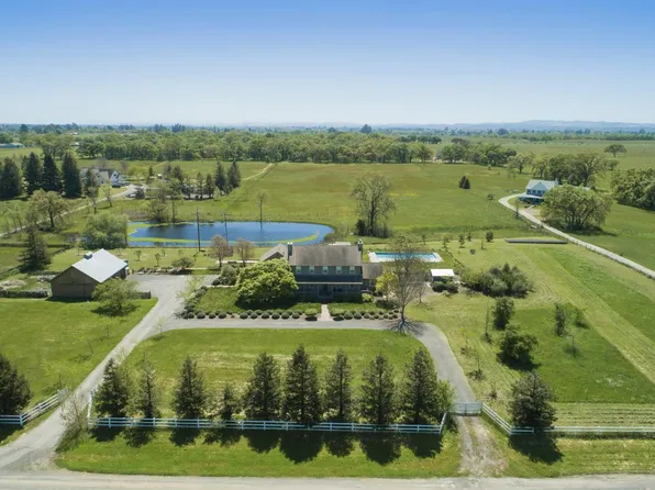 150 Wood Ranch Rd, Fulton, CA 95439
