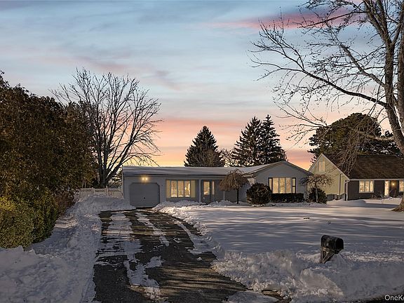 5th image of 18 Woodbrook Drive