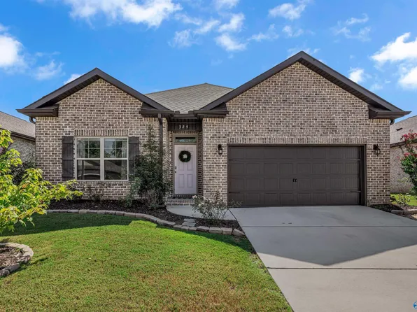 329 Ivyleaf Dr, Madison, AL 35757