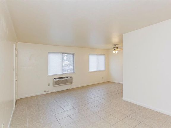 5th image of 1801 Bower St APT A1