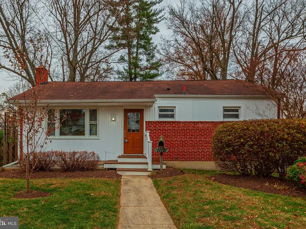 1115 Gilbert Rd, Rockville, MD 20851