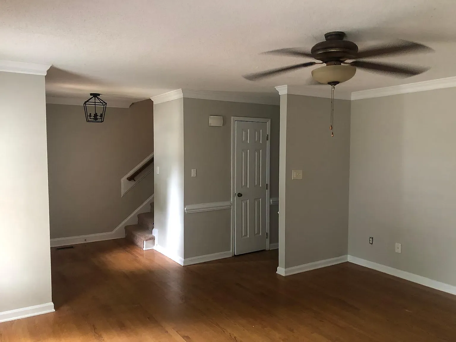 3 bed, 2.5 bath, 1580 sqft, $1,850 — Photo 2