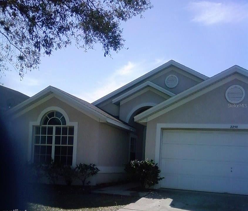 1st image of 2250 Rockwood Dr
