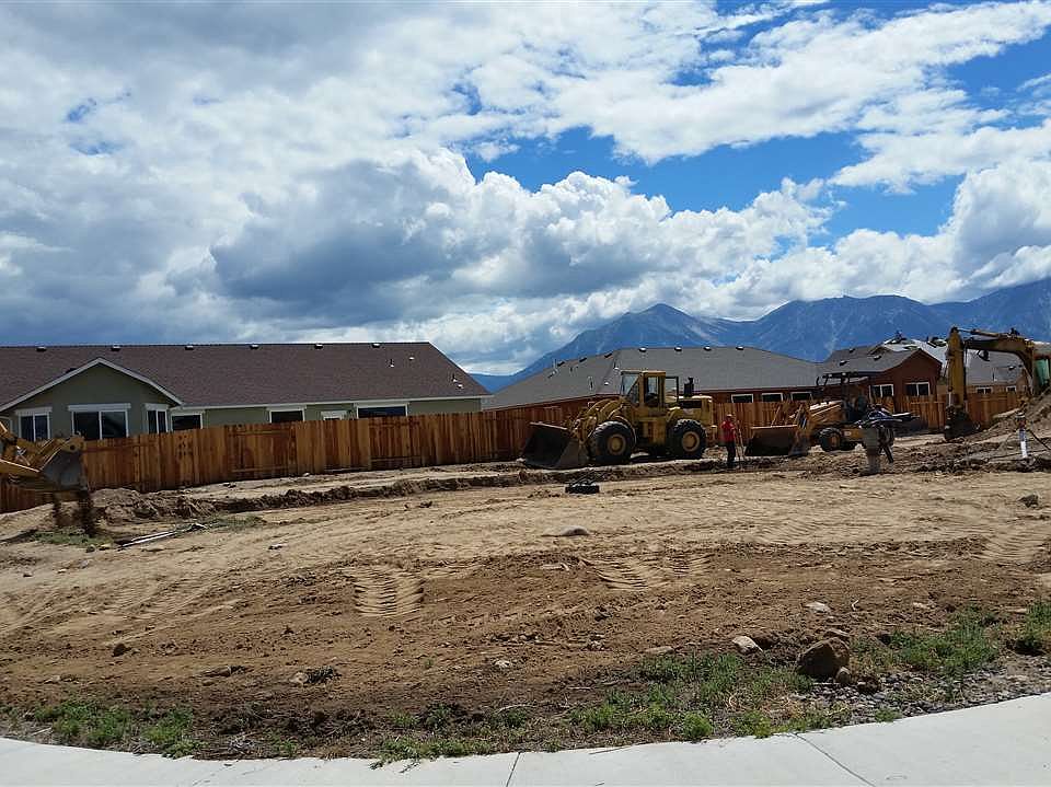 1st image of 1121 Las Brisas Dr