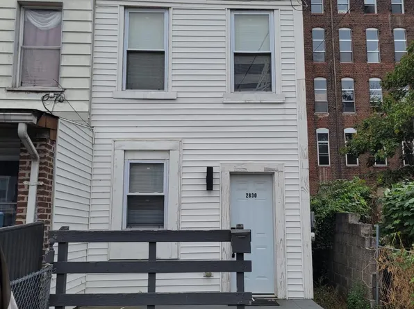 2830 Rosehill St, Philadelphia, PA 19134