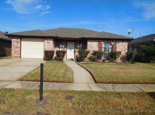86 Marywood Ct, New Orleans, LA 70128