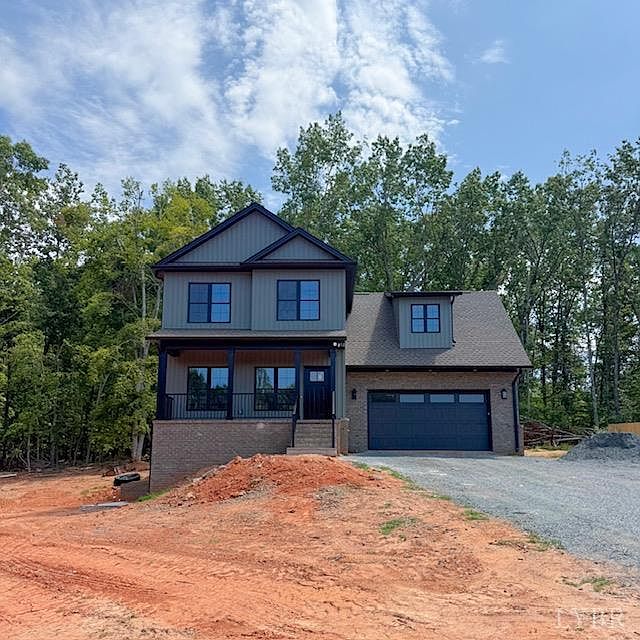 1st image of 280 Acorn Dr
