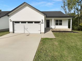 2988 Gibbs Ln, Clarksville, TN 37040