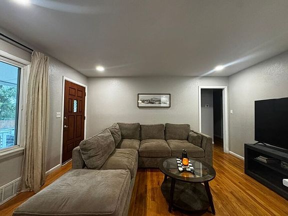 2nd image of 1312 Cooper Ave
