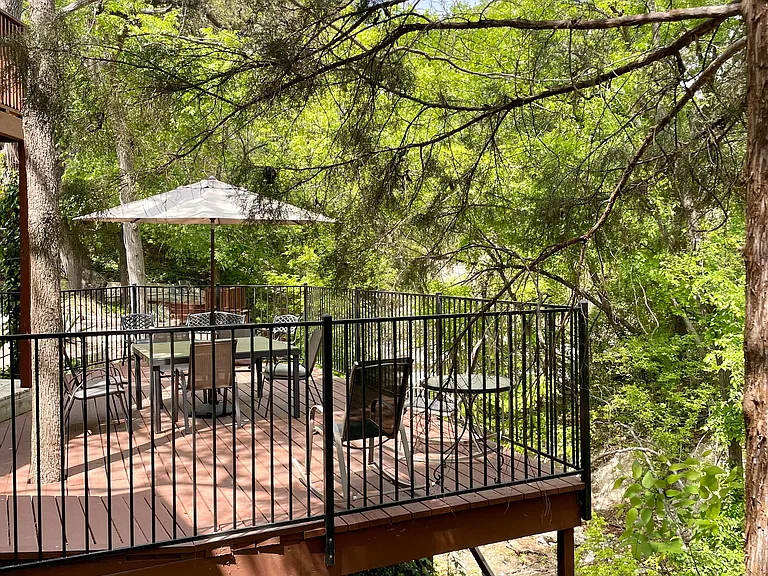 1500 Eastside Dr #114 — Photo 23
