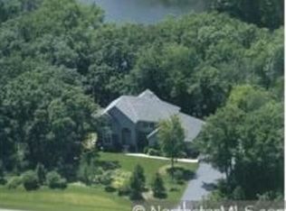 9391 Livery Ln, Lakeville, MN 55044