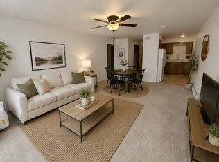 1831 S Park St #8, Madison, WI 53713