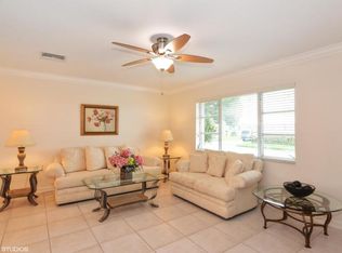 1190 SW Lake Cir, Boynton Beach, FL 33426