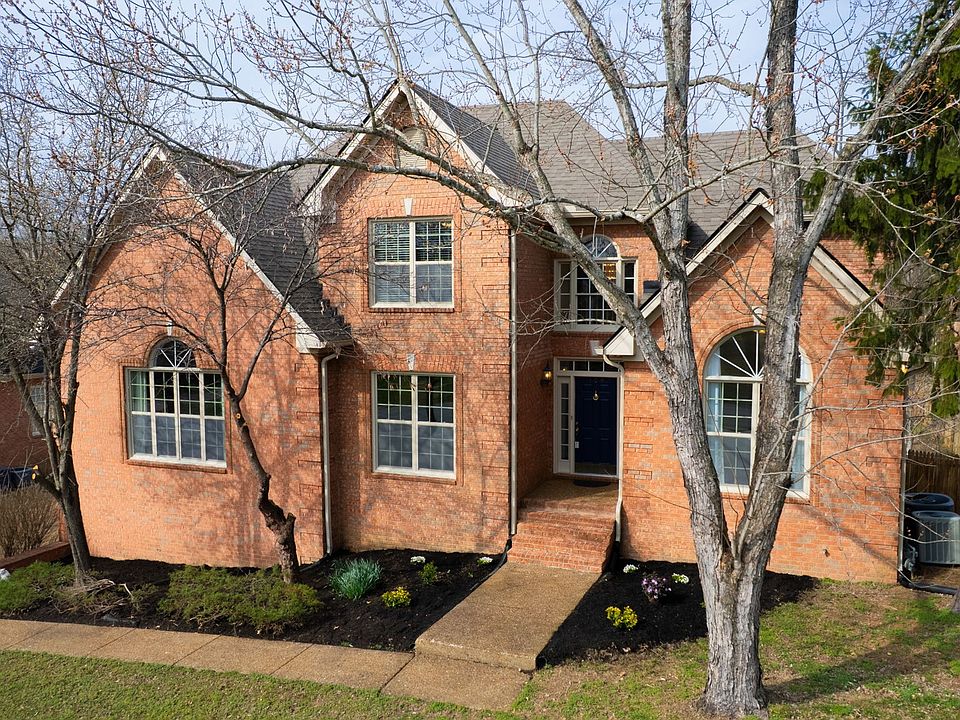 1st image of 109 Stillwater Trl