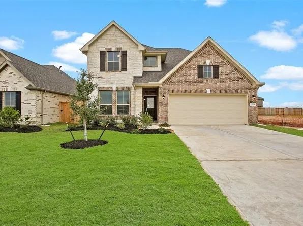 1719 Sun Dial Drive, Angleton, TX 77515
