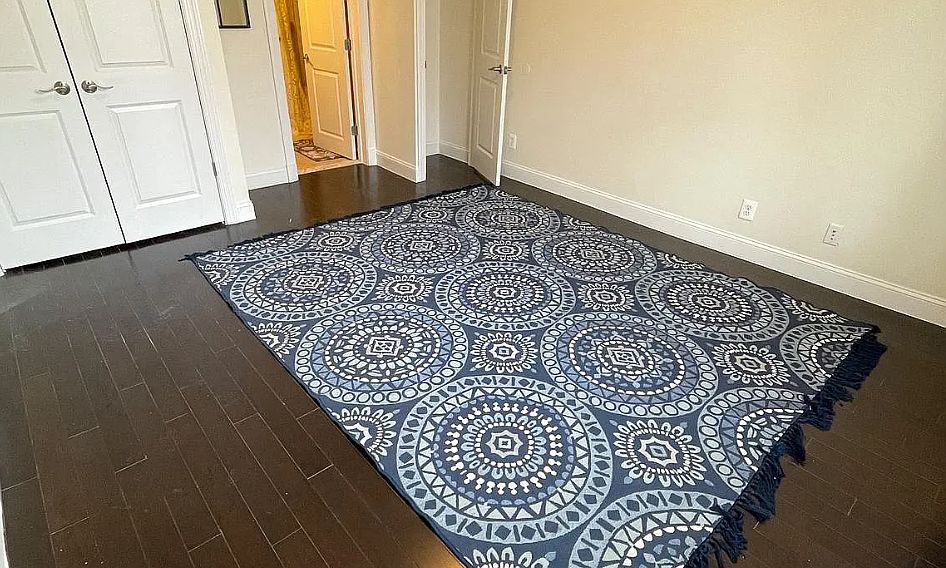 Alternate view (showing floor-to-ceiling built-in-closets and ensuite entrance)