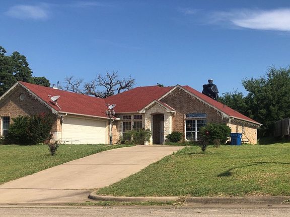 2nd image of 708 John Thomas Dr