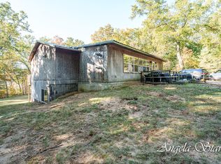 2282 E Maple St, Newaygo, MI 49337