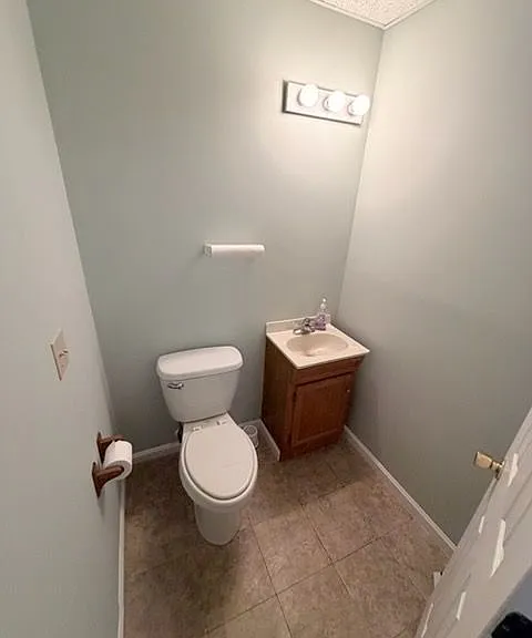 16208 Highland Dr #MAIN — Photo 11