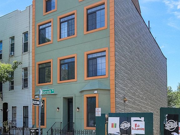 2nd image of 218 Boerum St #33RKA