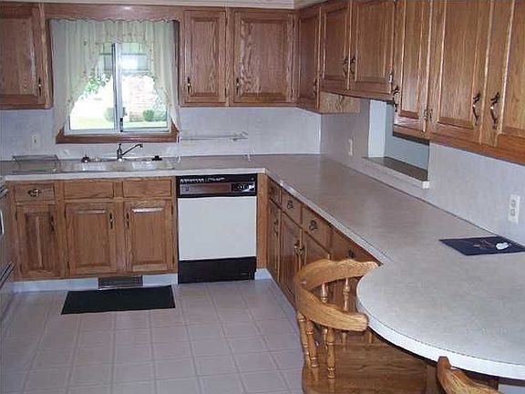 2nd image of 5798 Leisure South Dr SE #199
