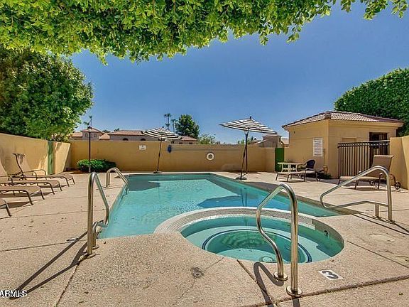 3rd image of 5015 E Cheyenne Dr Unit 24