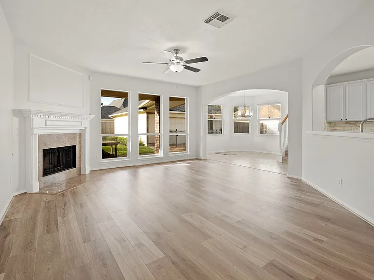 308 Meadow Trail Ct — Photo 23