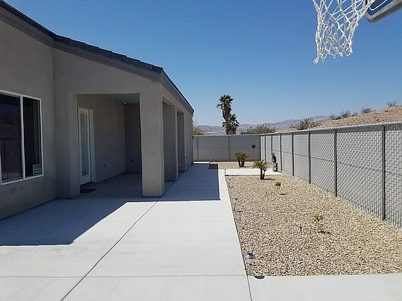 5th image of 2453 McCormick Blvd