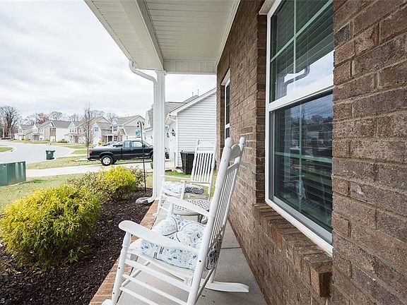 3rd image of 5125 Foxworth Dr