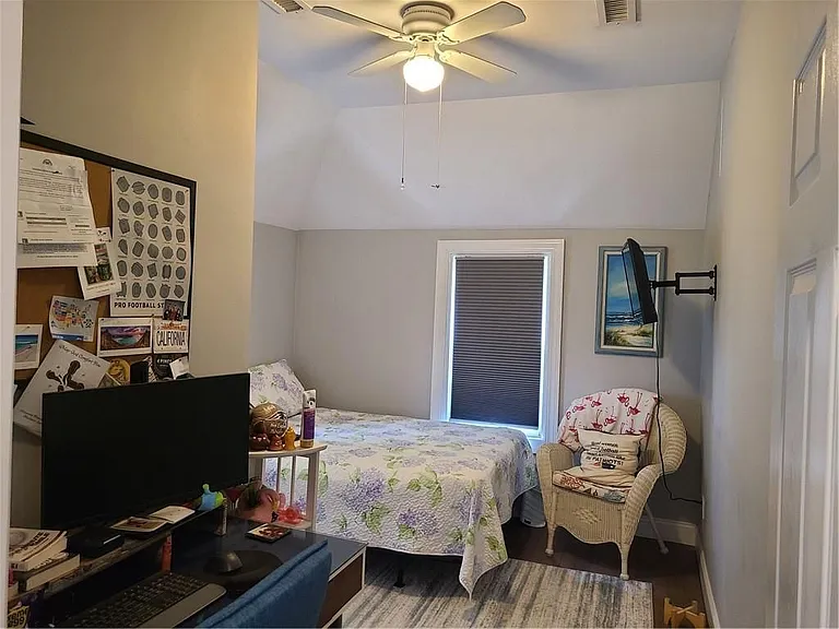 98 Alden Ave — Photo 14