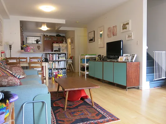 Rented by Realty Collective | media 4