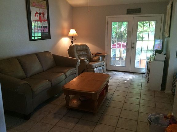 Living room & doors to yard