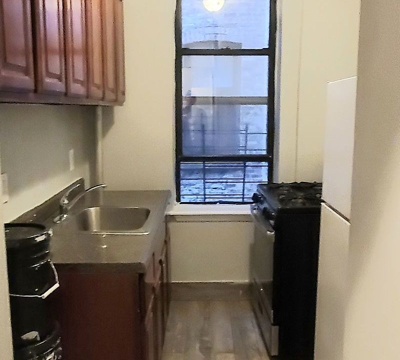 1st image of 238 W 146th St #Aa11