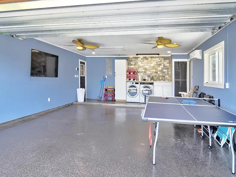 2516 SE 12th Pl — Photo 17