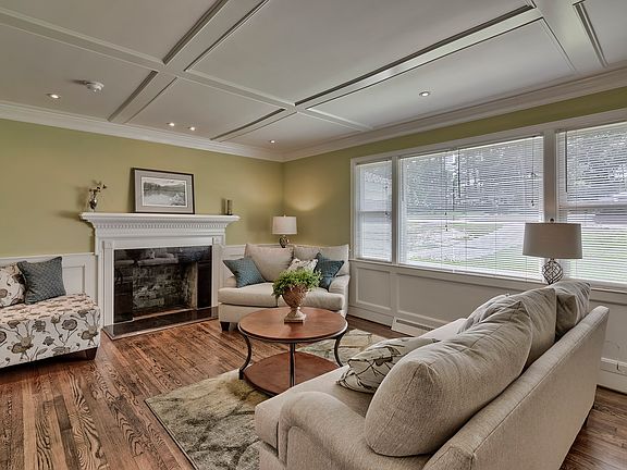 With Fireplace, new Windows