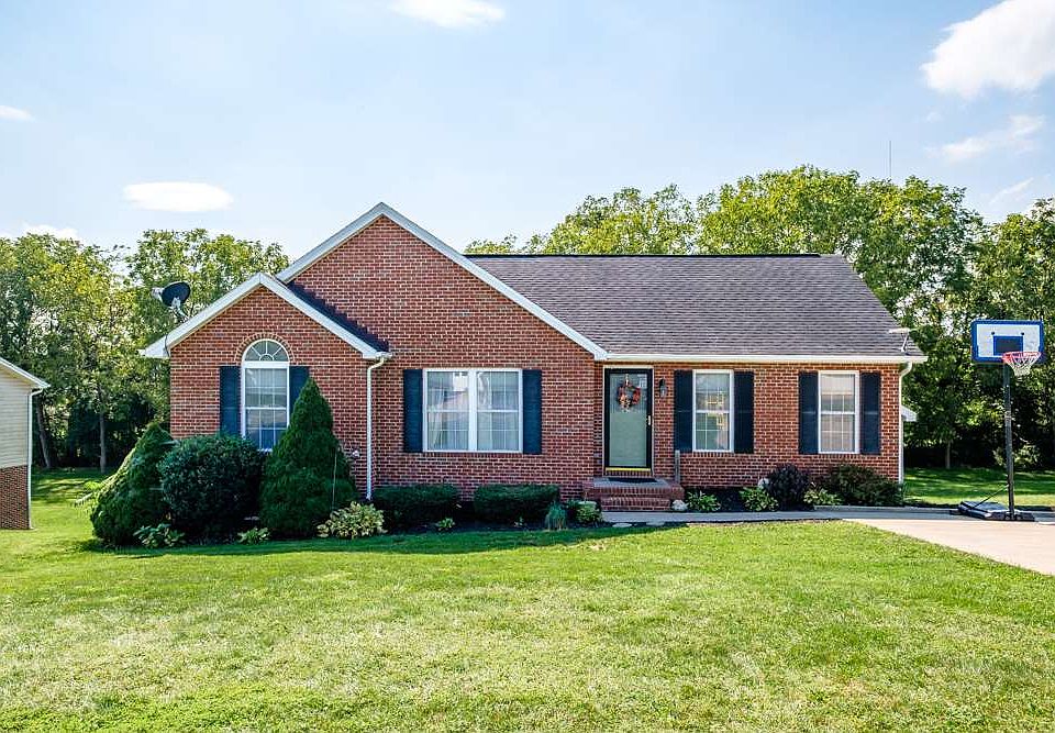 1st image of 1767 Park Lawn Dr