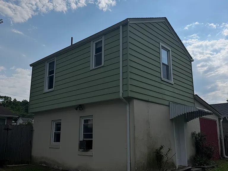 1611 Cardinal Dr #RH — Photo 1