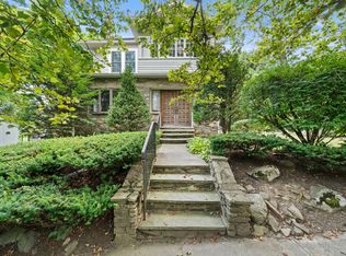 11 Roseland Rd #1, Worcester, MA 01609