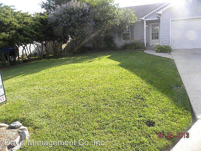 1st image of 941 Woodcreek Dr