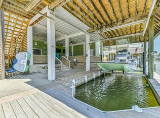 1823 Tiki Dr, Tiki Island, TX 77554