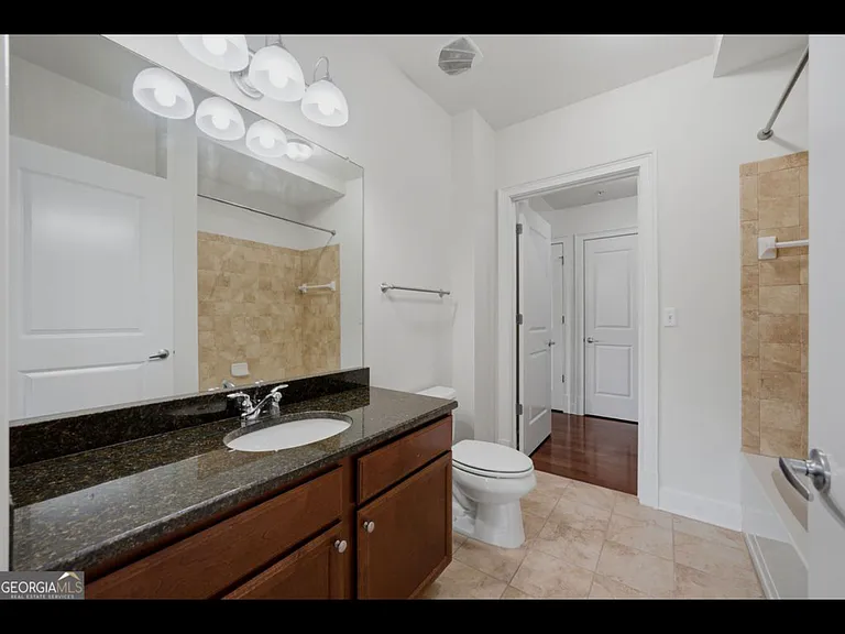 200 River Vista Dr #703 — Photo 16