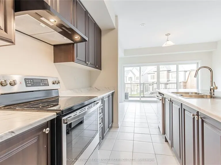 8317 Mulberry Dr — Photo 12