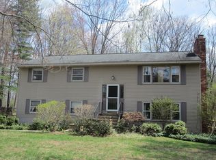 31 Stony Brook Dr, Rexford, NY 12148