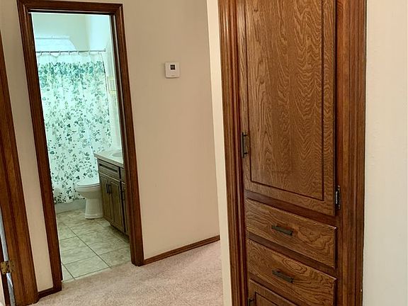 4th image of 4702 NW 47th Pl