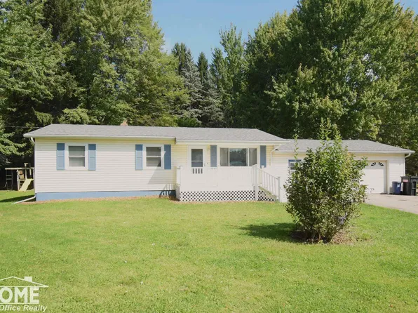 2711 Hibbard Rd, Corunna, MI 48817