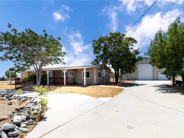 3437 Gorgonio Rd, Phelan, CA 92371