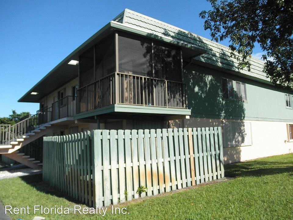 1st image of 1813 Fairview Villas Dr APT 4